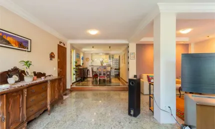 Sobrado com 4 quartos à venda em Vila Madalena - SP