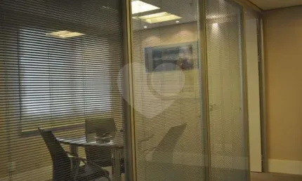 Sala comercial à venda na Avenida General Furtado Nascimento, --, Alto de Pinheiros, São Paulo