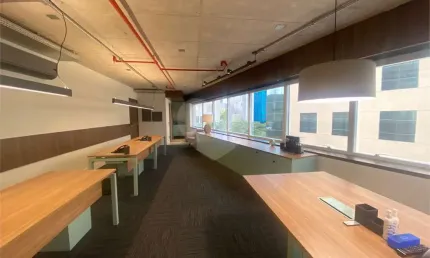 Sala comercial à venda na Avenida Pedroso de Morais, --, Alto de Pinheiros, São Paulo
