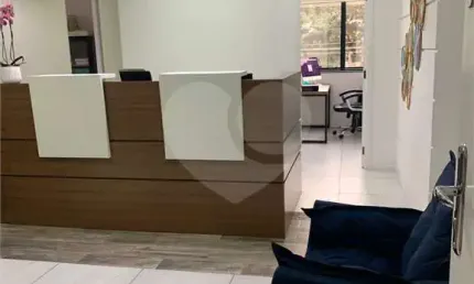 Sala comercial à venda na Avenida General Furtado Nascimento, --, Alto de Pinheiros, São Paulo