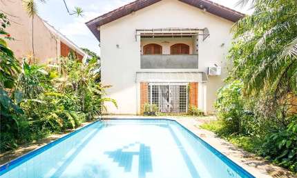 Sobrado com 4 quartos à venda em Alto De Pinheiros - SP