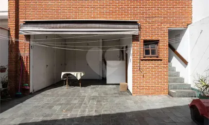 Casa térrea com 3 quartos à venda em Conjunto Residencial Butantã - SP