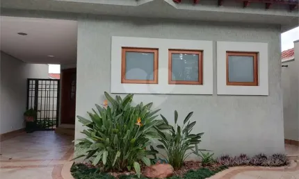 Casa com 3 quartos à venda na Rua Armando Brussolo, --, Vila Romana, São Paulo