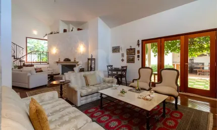 Casa com 5 quartos à venda na Rua Engenheiro Sá Rocha, --, Alto de Pinheiros, São Paulo
