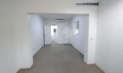 Sobrado com 2 quartos à venda ou para locação em Água Branca - SP