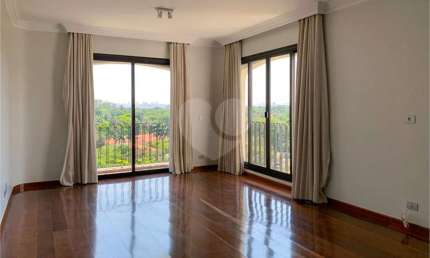 Apartamento com 3 quartos à venda ou para locação em Pinheiros - SP