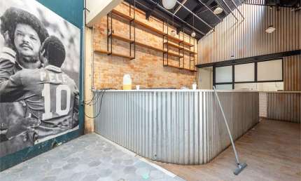 Casa à venda na Praça dos Omaguás, --, Vila Madalena, São Paulo