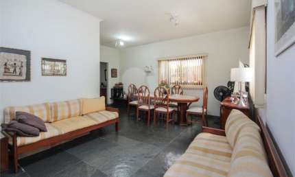 Casa com 3 quartos à venda ou para locação em Vila Hamburguesa - SP
