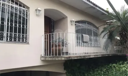 Casa com 4 quartos à venda na Rua Pereira Leite, --, Vila Madalena, São Paulo