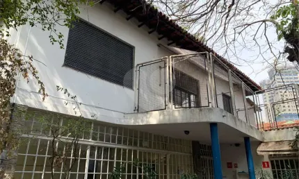 Casa com 3 quartos à venda na Rua Ferreira de Araújo, --, Pinheiros, São Paulo