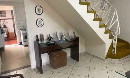 Casa com 3 quartos à venda na Rua Apiacás, --, Perdizes, São Paulo