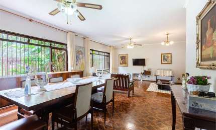 Casa com 3 quartos à venda ou para locação em Vila Madalena - SP