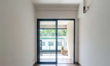 Apartamento com 2 quartos à venda ou para locação em Cerqueira César - SP