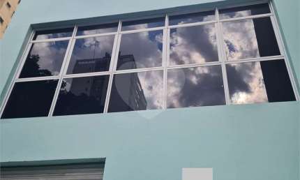 Prédio inteiro à venda ou para locação em Perdizes - SP