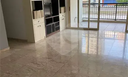 Apartamento com 3 quartos à venda ou para locação em Pinheiros - SP