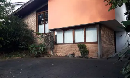 Casa com 3 quartos à venda em Alto De Pinheiros - SP
