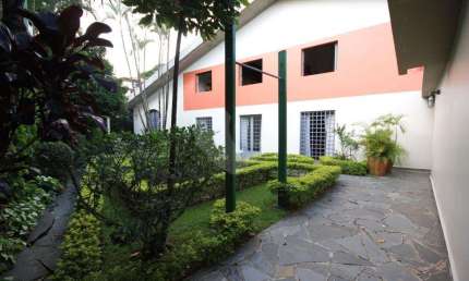 Sobrado com 4 quartos à venda em Alto De Pinheiros - SP