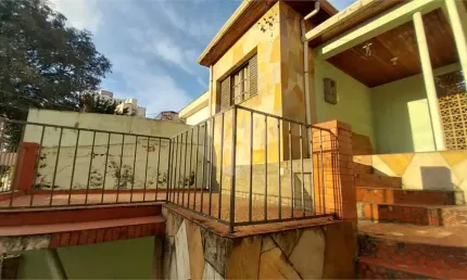 Casa térrea com 4 quartos à venda em Vila Ipojuca - SP