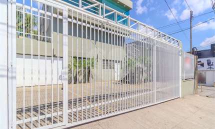 Prédio inteiro à venda ou para locação em Lapa - SP