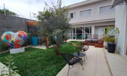 Casa com 4 quartos à venda em Instituto De Previdência - SP