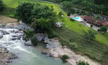 Você não está comprando só um sítio e sim a paz pertinho  da natureza