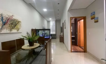 Casa Semi mobiliada á venda no Jardim Imperial em Maringá