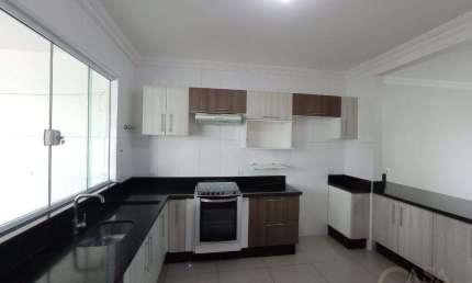 Sobreloja para locação em Maringá, Zona 05, com 3 quartos, com 254 m²