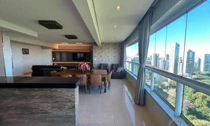 Duplex com 227m² á venda com 3 suítes na zona 1 em Maringá - Edifício John Wesle