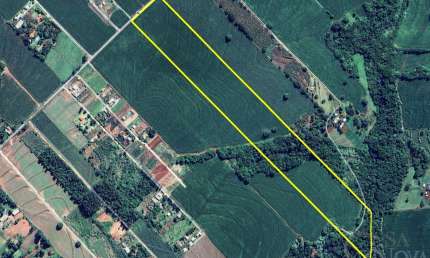 Sítio/Chácara á venda na Estrada Pitanga -  121000m²