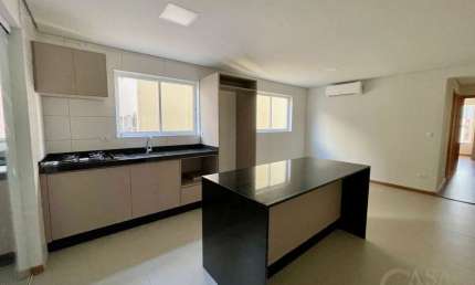 Apartamento Completo com 2 Quartos á venda na zona 07 em Maringá