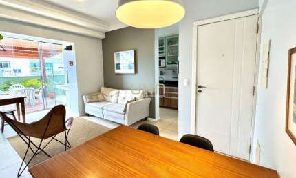 Apartamento garden à venda com 2 quartos sendo 1 suíte no bairro Agronômica - Florianópolis/SC