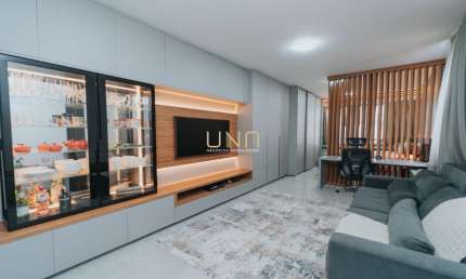 Studio a venda no Centro de Florianópolis, próximo ao Mercado público.
