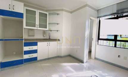 Sala Comercial à venda, Centro, Florianópolis - SA0007.