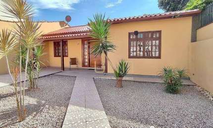 Casa com 4 dormitórios à venda, 150 m² por R$ 1.000.000,00 - Balneário - Florianópolis/SC