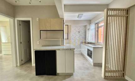 Apartamento com 2 dormitórios à venda, 54 m² por R$ 460.000,00 - Centro - Florianópolis/SC