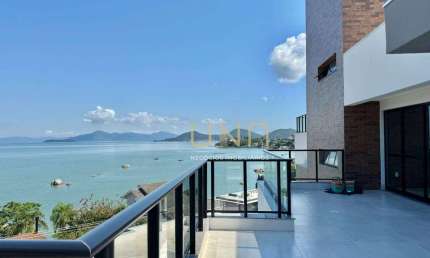 Loft em condomínio exclusivo com vista deslumbrante para o mar no bairro do Cacupé, com 02 vagas de garagem.