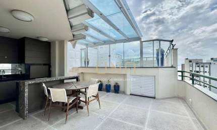 Cobertura Duplex Exclusiva no Coração da Cidade  Vista Beira-Mar