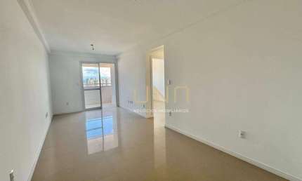 Apartamento em localização imperdível, próximo ao shopping Itaguaçu, com 03 quartos.