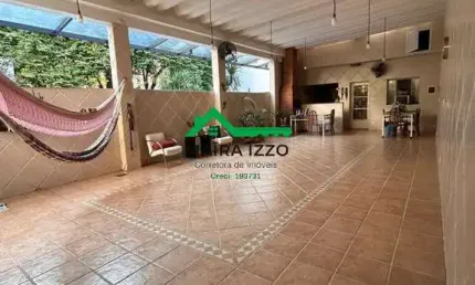 Sobrado 3 dormitórios 350m2-quintal amplo-churrasqueira-vila belmiro-santos