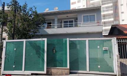 Casa com 6 quartos à venda na Rua Fúlvio Vieira da Rosa, 141, Barreiros, São José