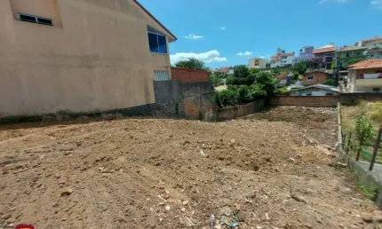 Terreno à venda na Rua Moura, 1057, Barreiros, São José