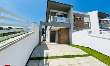 Casa com 3 quartos à venda na Rua Cipreste, 33, Campeche, Florianópolis