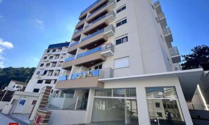 Cobertura duplex com 3 suítes, sala para 2 ambientes, sacada com churrasqueira