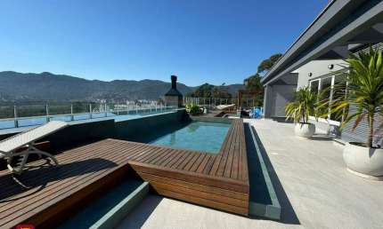Apartamento 3 suites 2 vagas e piscina no Bairro João Paulo Florianópolis
