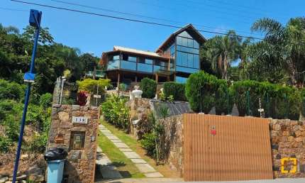 Casa com 4 quartos à venda na Rua Nicolino Tancredo, 138, Praia Brava, Florianópolis