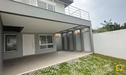 Casa com 3 quartos à venda na Rua Professor Marcos Cardoso Filho, 250, Córrego Grande, Florianópolis