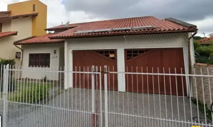 Casa com 03 dormitórios sendo 01 suite na fazenda santo Antônio - São José sc