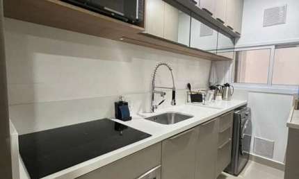 Apartamento de 2 dormitórios sendo 1 suíte próximo da Praia. Ingleses