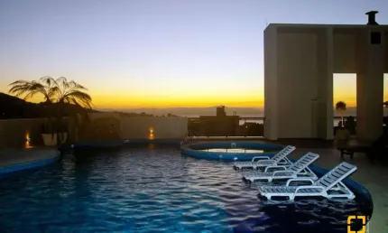 BROGNOLI VENDE - Apartamento com 2 dormitórios, sendo 1 suíte, no bairro do Itacorubi - Florianópoli