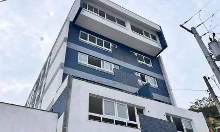 Apartamento com 48,5 m², 1 suíte, lavabo, 1 vaga, no Centro de Florianópolis